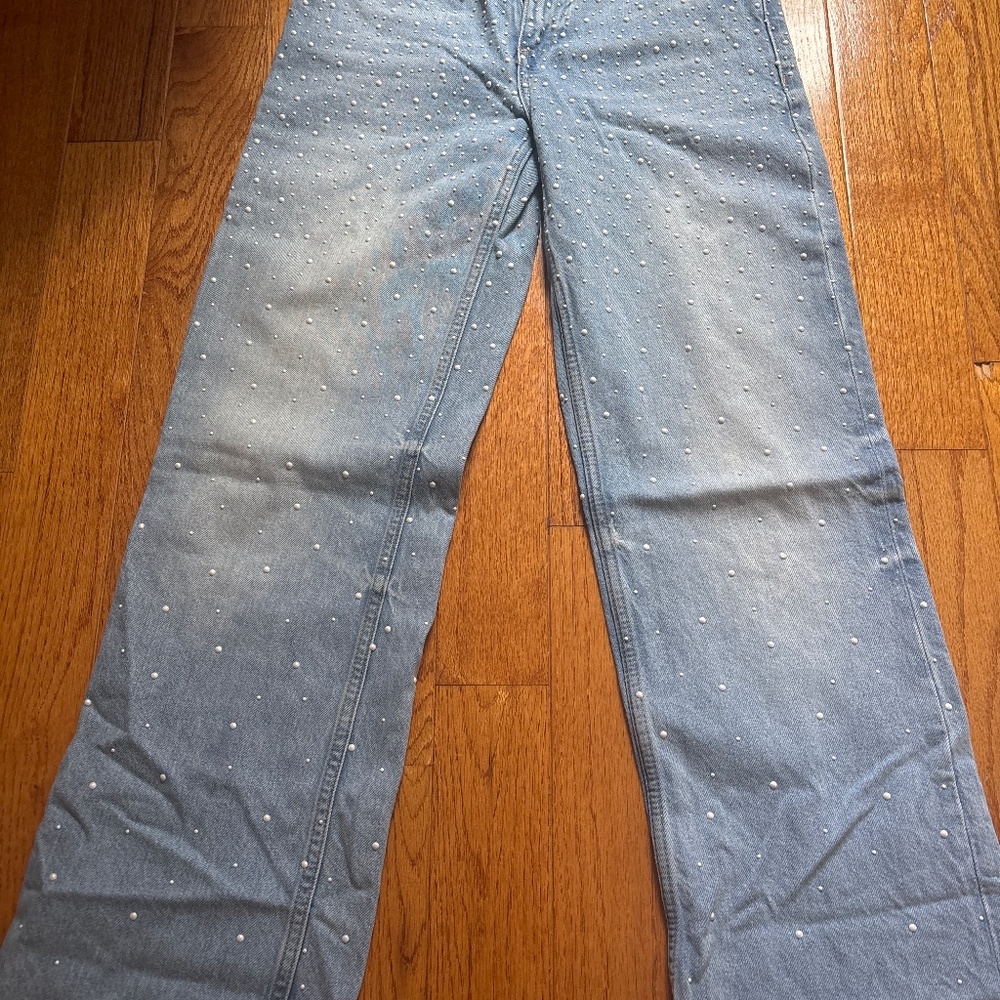 Zara light wash pearl jeans
